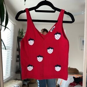 Gigi Knitwear  Strawberry Tanktop, S